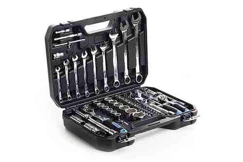 Набір насадок з гайковими ключами CrV ¼ та ½, 90 зубців, 82 предмети APRO Харків