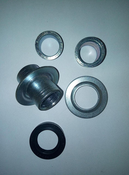 Втулки колеса мотоцикл Дніпро , Мт (компл) Мукачево - фото 1