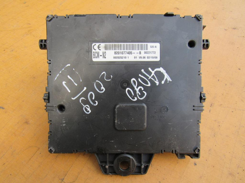 Блок комфорта Renault Kangoo 2008-2021 (8201077405) Ковель - фото 2