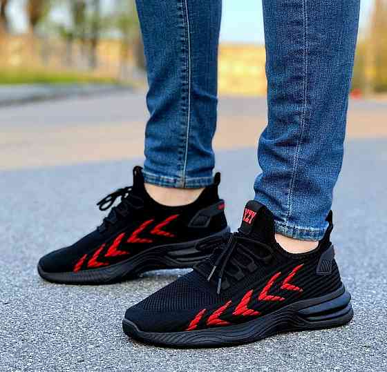 Кросівки Чоловічі Чорні Тканинні Boost Пінка (розміри: 43) - 202-1 Дніпро