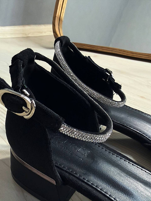 Туфлі жіночі Meideli 023-1 Mary Jane з ремінцем у камінчиках екозамша чорні, 40, 25,5 см Київ - фото 13