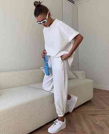 Жіночий повсякденний костюм двійка футболка і штани Молочний 42/44 Харків