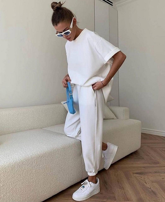 Жіночий повсякденний костюм двійка футболка і штани Молочний 42/44 Харків - фото 1