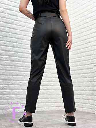 Прямі брюки з екошкіри "Arden" оптом | Розпродаж моделі 42, Чорний Київ