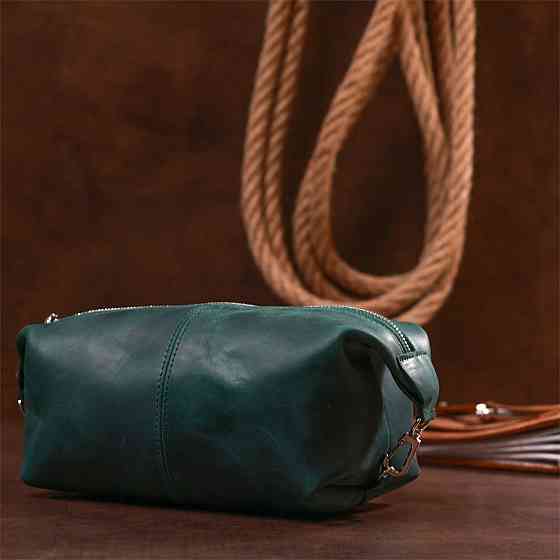 Шкіряна матова косметичка Shvigel 16399 Зелений Київ