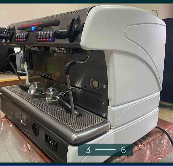 Кавомашина: La Spaziale S5 Харків