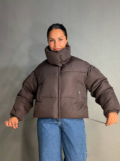 Куртка жіноча Lady Yep 10043 коротка на блискавці з коміром коричнева, коричневий, 42 Київ - фото 15