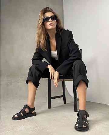 RONE Босоніжки жіночі чорні літні шкіряні RONE 132 із закритим носком / Модні босоніжки р. 36-4 Коломыя