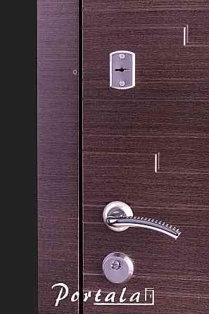 Двери квартирные, серия Элегант, модель Эстепона, гнутом профиле,, 2 замка 850 Киев