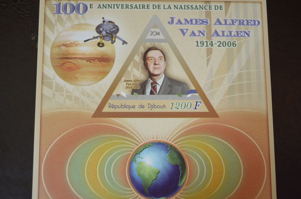 Марки. Космос.Транспорт. Блок. 2015 рік (А-33) Полтава - фото 1