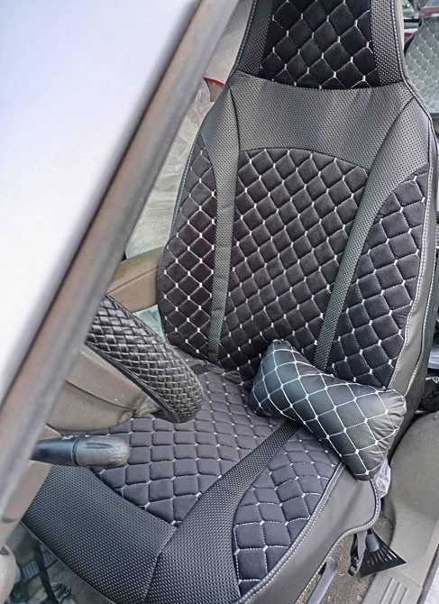 Чехлы-накидки передние из перфорированной экокожи, комплект 2 шт. Киев - изображение 1