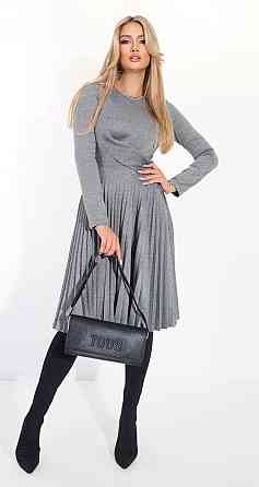 Красивое платье с юбкой плиссе (46) Киев