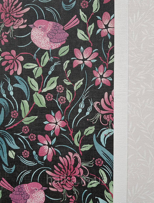 Шпалери вінілові на флізеліні A.S.Creation Maison charme 0.53x10 квіти листя птиці бордові зелені на чорному Київ - фото 3