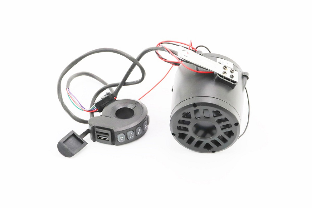 АУДІО колонка двостороння (Bluetooth, МРЗ-USB / SD, FM-радіо, сигнал) + блок кнопок з кріпленням на кермо Киев - изображение 2