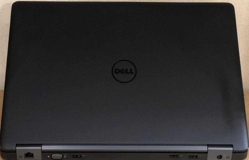 Ноутбук DELL Latitude 5550 15.6