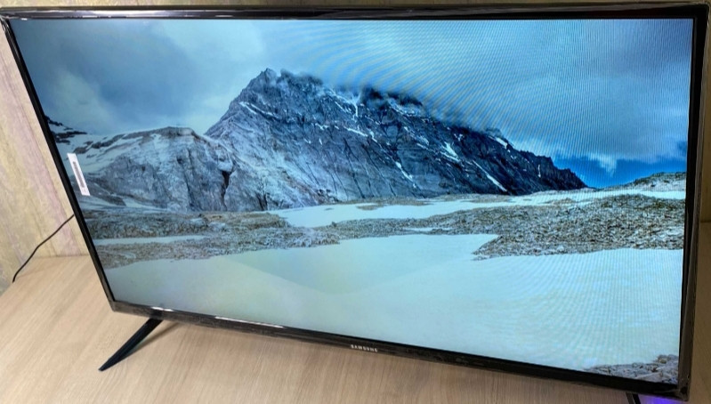 Телевізор: 45" Samsung 4K Smart TV, Wi-Fi, Голосове керування. Харків - фото 4