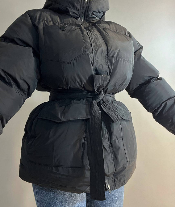 Куртка жіноча RUIXI 6093 парка пуффер з паском подовжена з капюшоном оверсайз, чорний, 46 Одеса - фото 6