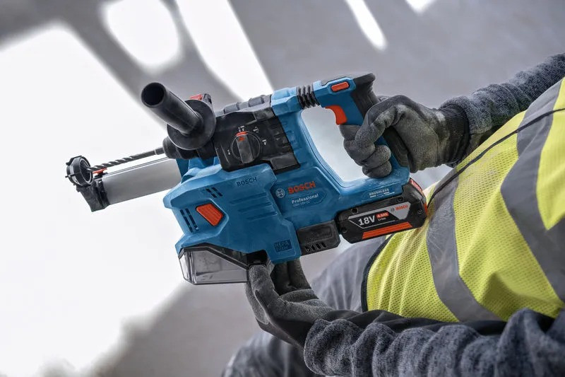 Набір акумуляторних інструментів Bosch 18V: GSR 185-LI, GWS 18V-8, GBH 18V-22, 3×4 А·год Київ - фото 10