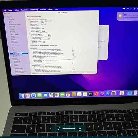 Ноутбук: MacBook Pro. Київ