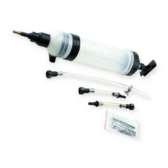 Шприц для технічних рідин 1500мл, з комплектом насадок Мукачево