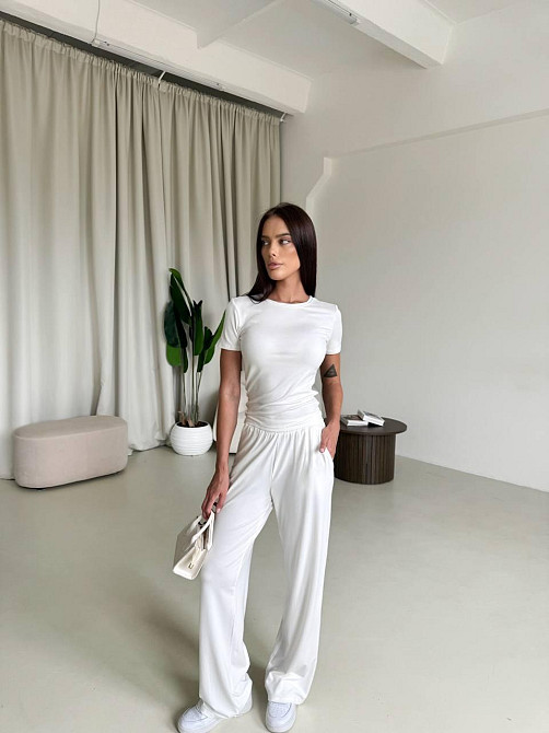 Жіночий стильний еластичний костюм, двойка якісна віскоза Молочний, 42/44 Одеса - фото 9