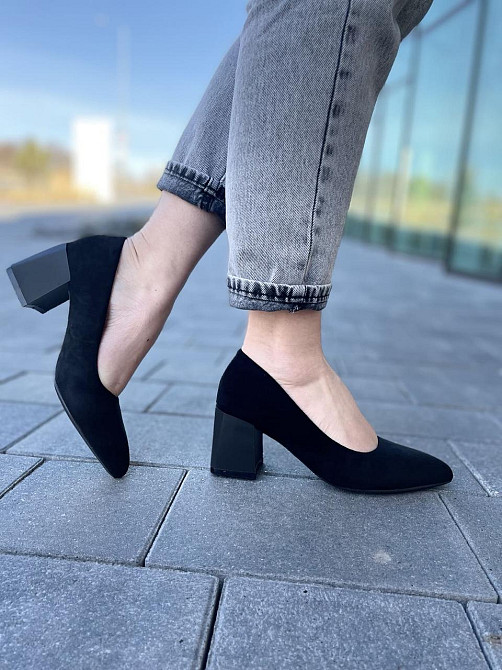 VIKA Туфлі жіночі VIKA чорні еко-замша каблук 6см розміри 36-40 (4925) Коломия - фото 4