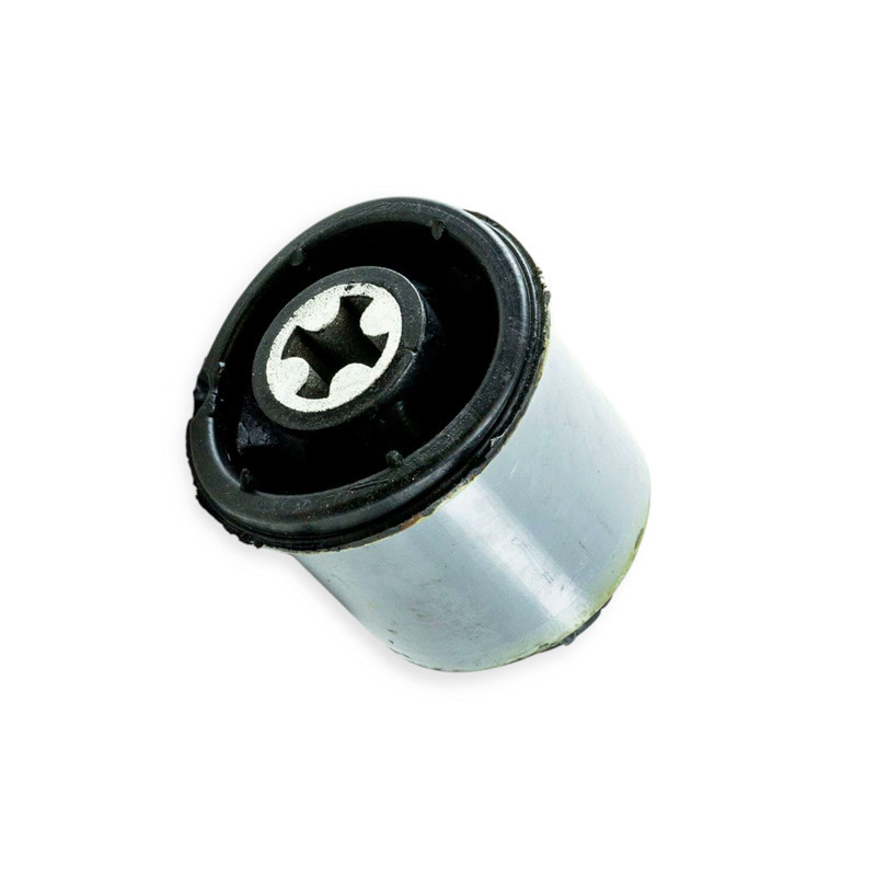 Втулка балки Рено Меган ІІ, Сценік ІІ задній Мукачево - фото 1