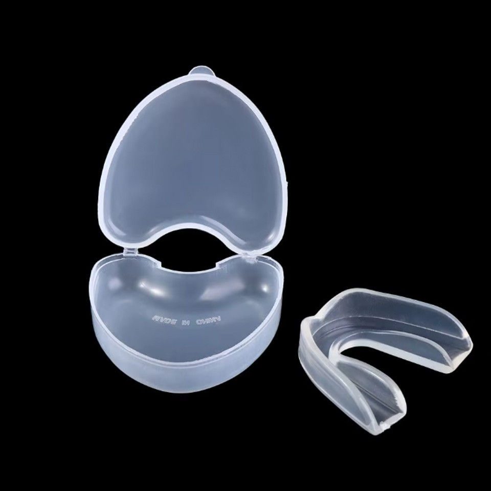 Капа для единоборств Profi в футляре белая Бровары - изображение 2