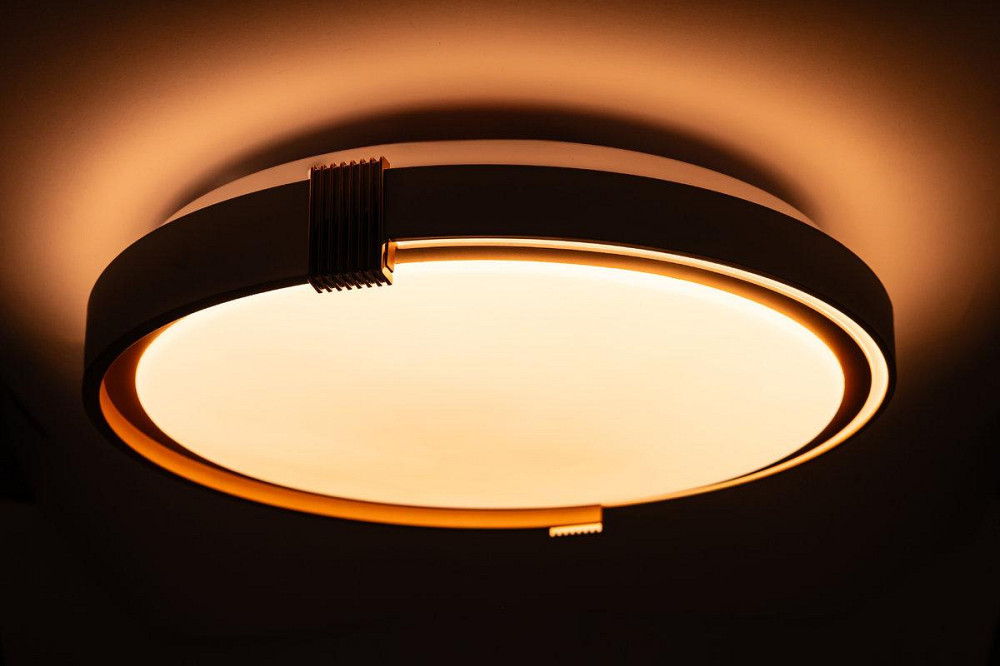 COLISEUM матовый 60W 395*60мм 3000К-6500К с ДУ белое золото Киев - изображение 3