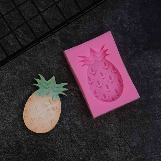 Молд силиконовый Ананас 42 на 62 мм розовый Киев