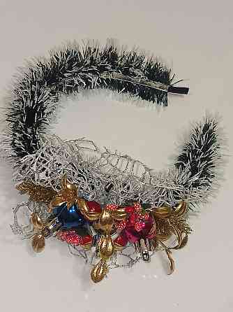 Обруч для волос с мишуры и новогодними игрушками one size разноцветный ручная работа Киев