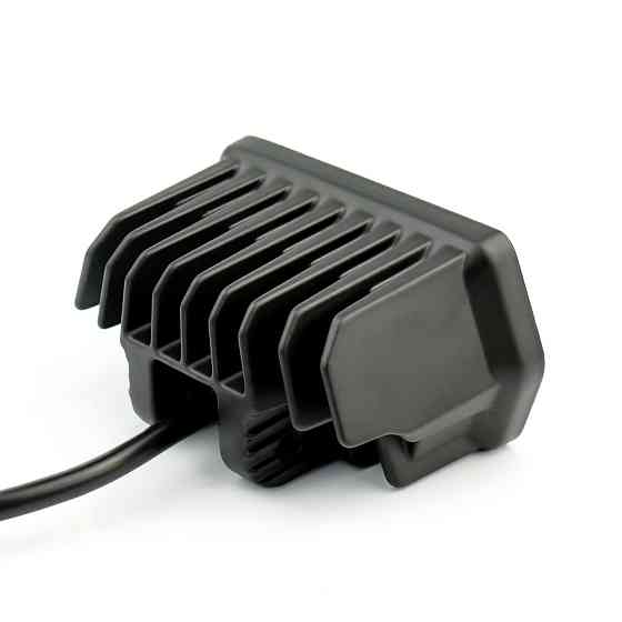 Світлодіодна фара StarLight SL-W0715F ближнє розсіяне світло WHITE 15W 1500Lm 5700K 12/24V Харків