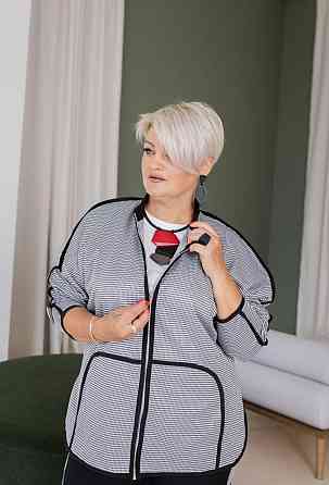 Жіночий стильний костюм двійка з принтом трикотажний креп+ костюмка Одеса