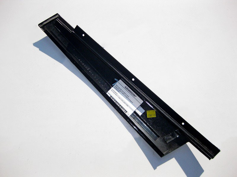 Mercedes-Benz  A2046902587 Вертикальна накладка скла передніх лівих дверей Avantgarde Elegance C-Class W204 Одесса - изображение 2