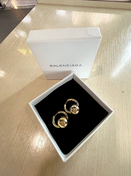 Balenciaga стильні сережки кульки позолота 18 К Одеса - фото 4