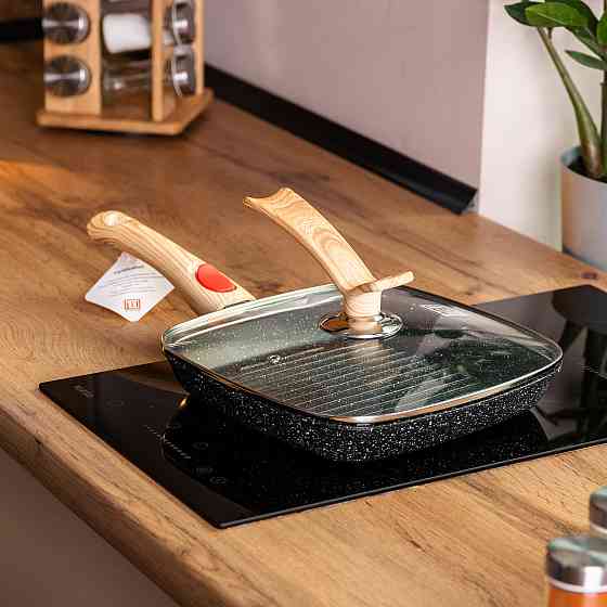 Чорна квадратна сковорода-гриль 24 см зі скляною кришкою Київ