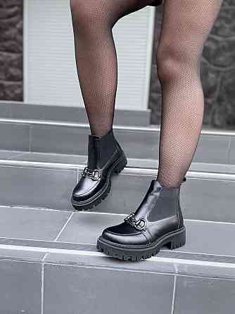 SOTHBY'S Черевики жіночі Sothby's чорні натуральна шкіра весна-осінь размер 36-40 (M-1076 4986) Коломыя