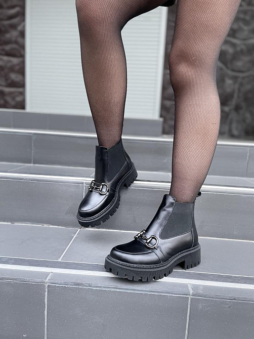 SOTHBY'S Черевики жіночі Sothby's чорні натуральна шкіра весна-осінь размер 36-40 (M-1076 4986) Коломыя - изображение 2