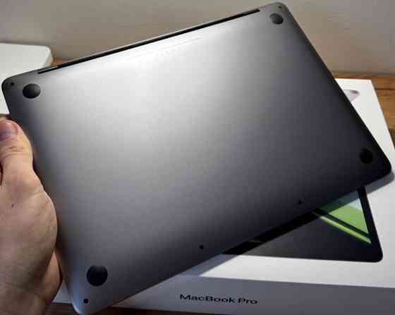 Ноутбук MacBook Pro M1 8Gb. 256Gb. Киев