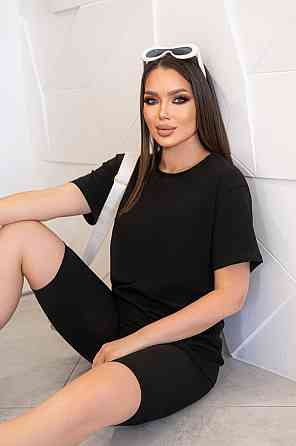 Базовая женская футболка 