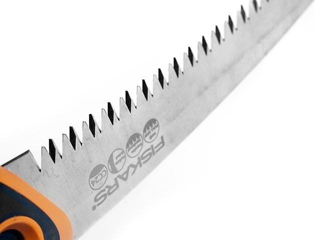 Профессиональная Ручная Пила для обрезки с чехлом Fiskars 