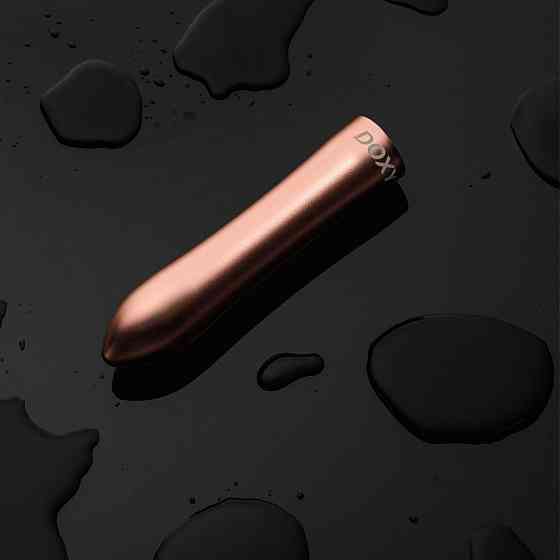 Потужна віброкуля DOXY ROSE GOLD у металевому кейсі, ультрагладенька, 7 режимів Sex Aura Київ