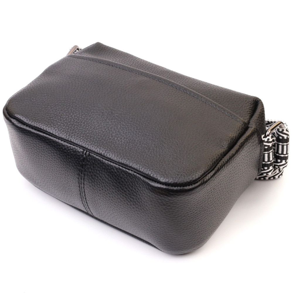 Сумка на одне відділення в класичному кольорі з натуральної шкіри Vintage 22606 Чорна Київ - фото 7