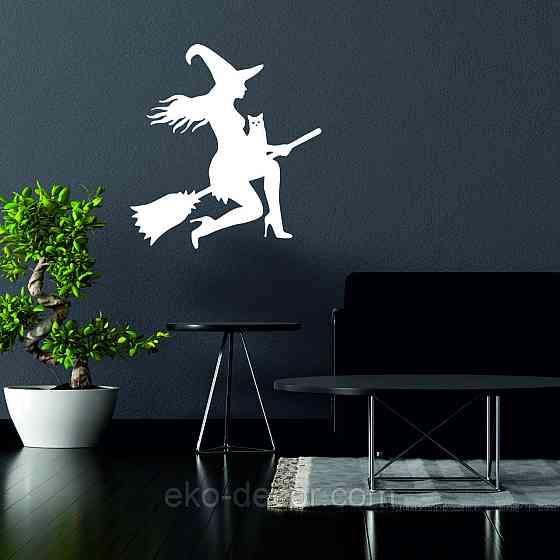 Декоративне настінне Панно «Ведьма», Декор на стіну 50*46 см, Білий Київ