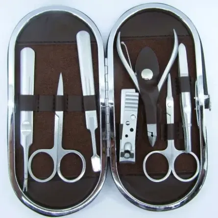 Маникюрный набор Solingen 7 ми предметный Киев