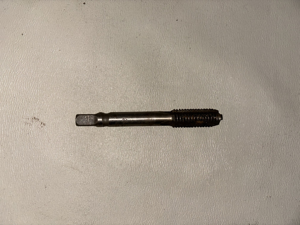 Метчик машинно-ручной М12х1.75. СССР. Харьков - изображение 1