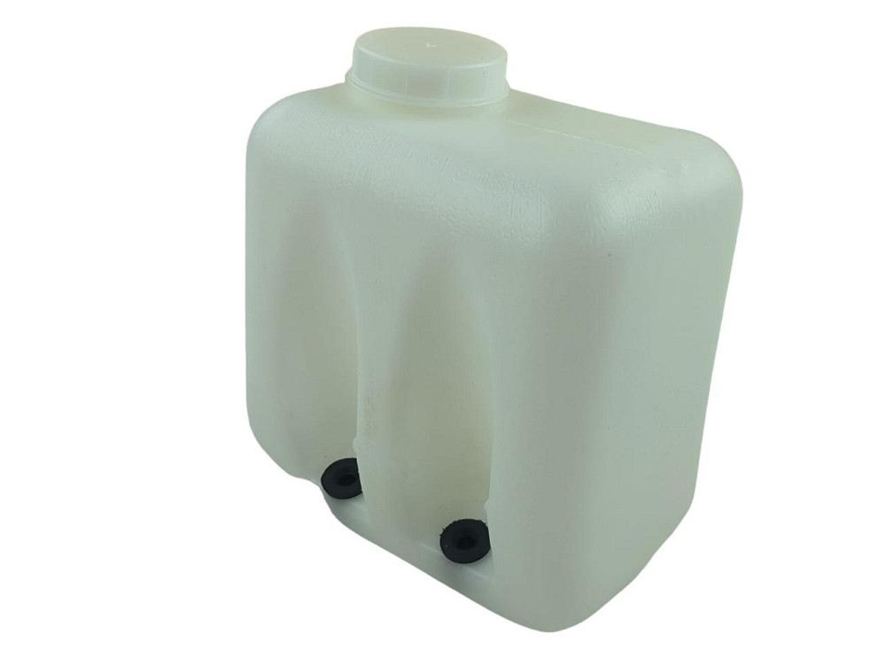 Бачок 2101-2107, 2121, 21213, ГАЗ, Москвич, ПАЗ новый образец под 2 мотора с крышкой 2,2 л омывателя Мукачево - изображение 1