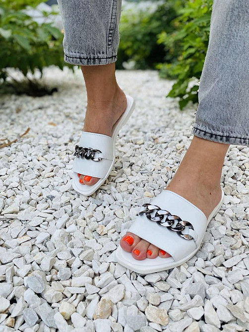 LaDi Шльопанці жіночі LaDi Цепи білі (літо, шкіра натуральна) (4592) Коломыя - изображение 1