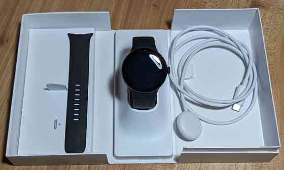 Часы: Google Pixel Watch 2. Киев