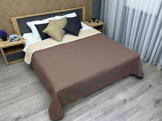 Покрывало двустороннее Decorator Microfiber листья 215x240 см капучино с бежевым (85-102) Киев